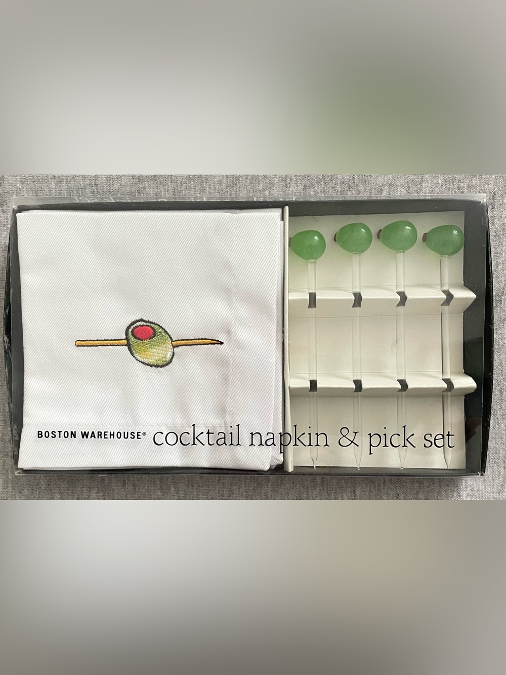 Boston Warehouse White Napkin with Olive Embroidery & Green Olive Picks